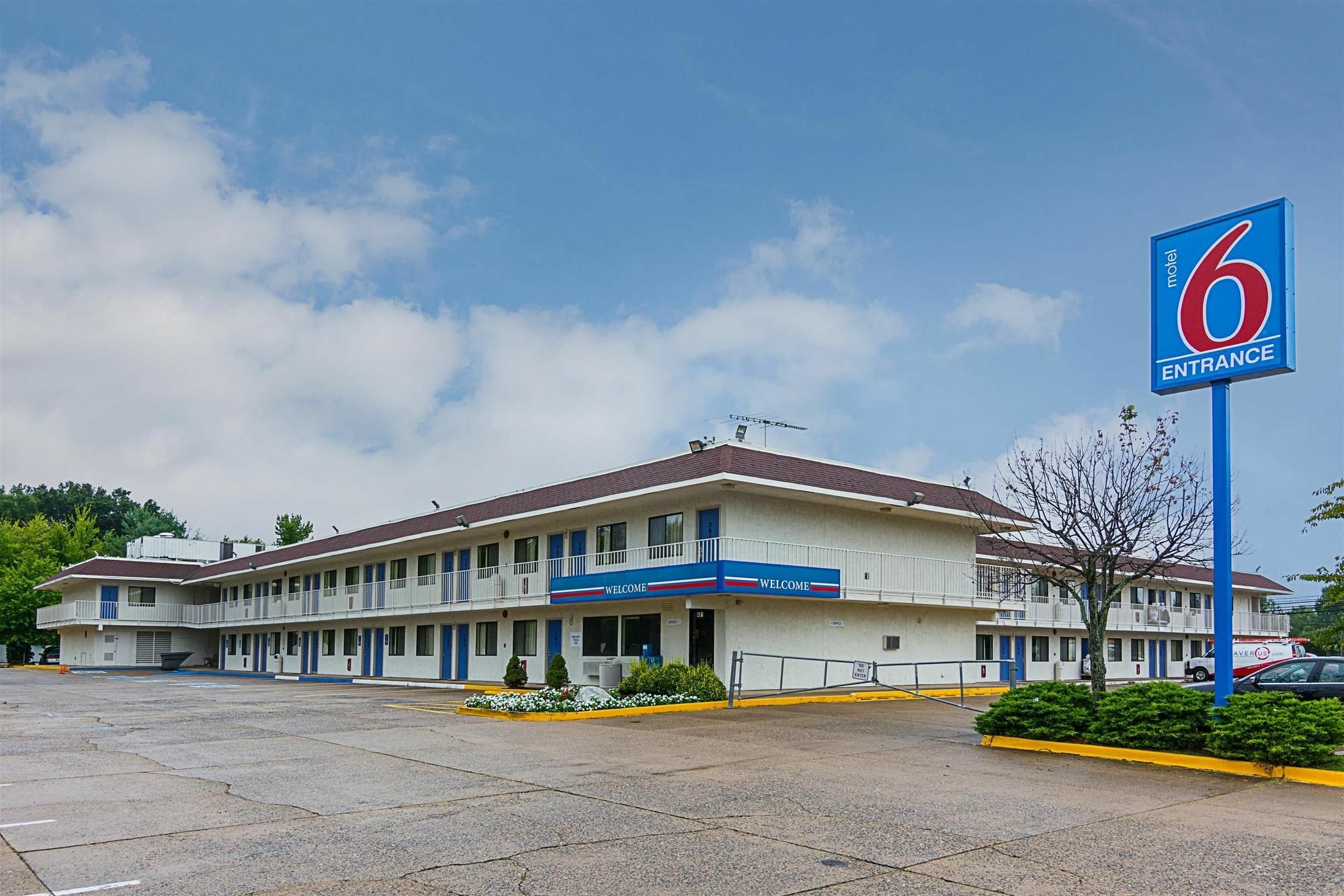 Motel 6 Fredericksburg, Va - North Exterior photo